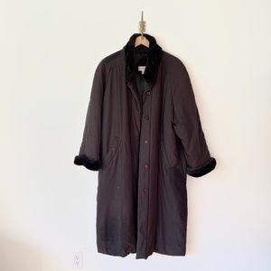 Vintage green duvet coat with faux fur trim